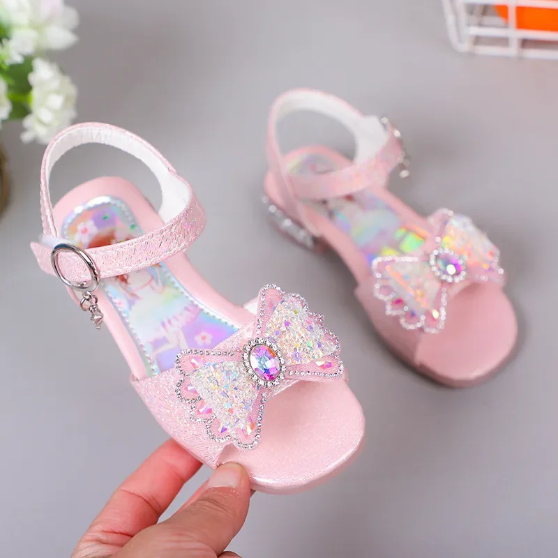 Meisjes Sandalen 2024 Zomer Nieuwe Mode Kids Prinses Schoenen Strik Strass Soft Bottom Kinderen Casual Strandschoenen