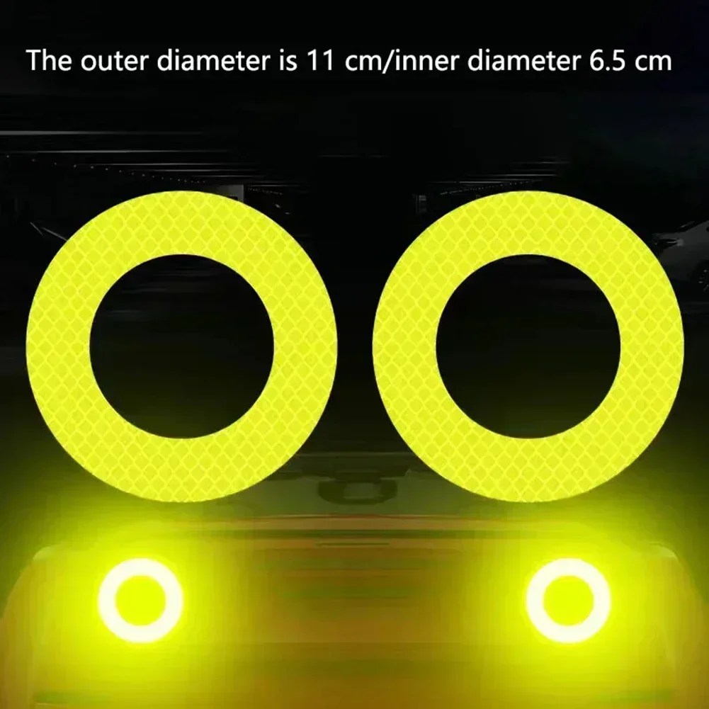 2pcs Car Reflective Sticker Car Rear Bumper Sticker Safety Anti-Scratch Sticker Exterior Accessories Reflective Strips