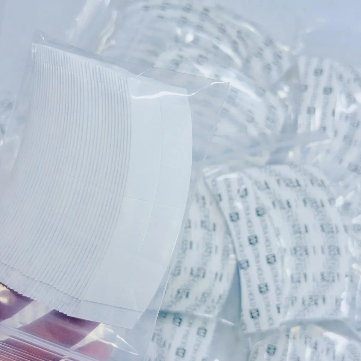 

360/720/1080 шт., оптовая продажа, лента для системы волос Walker без блеска, белая двусторонняя клейкая лента для парика, кусочки волос