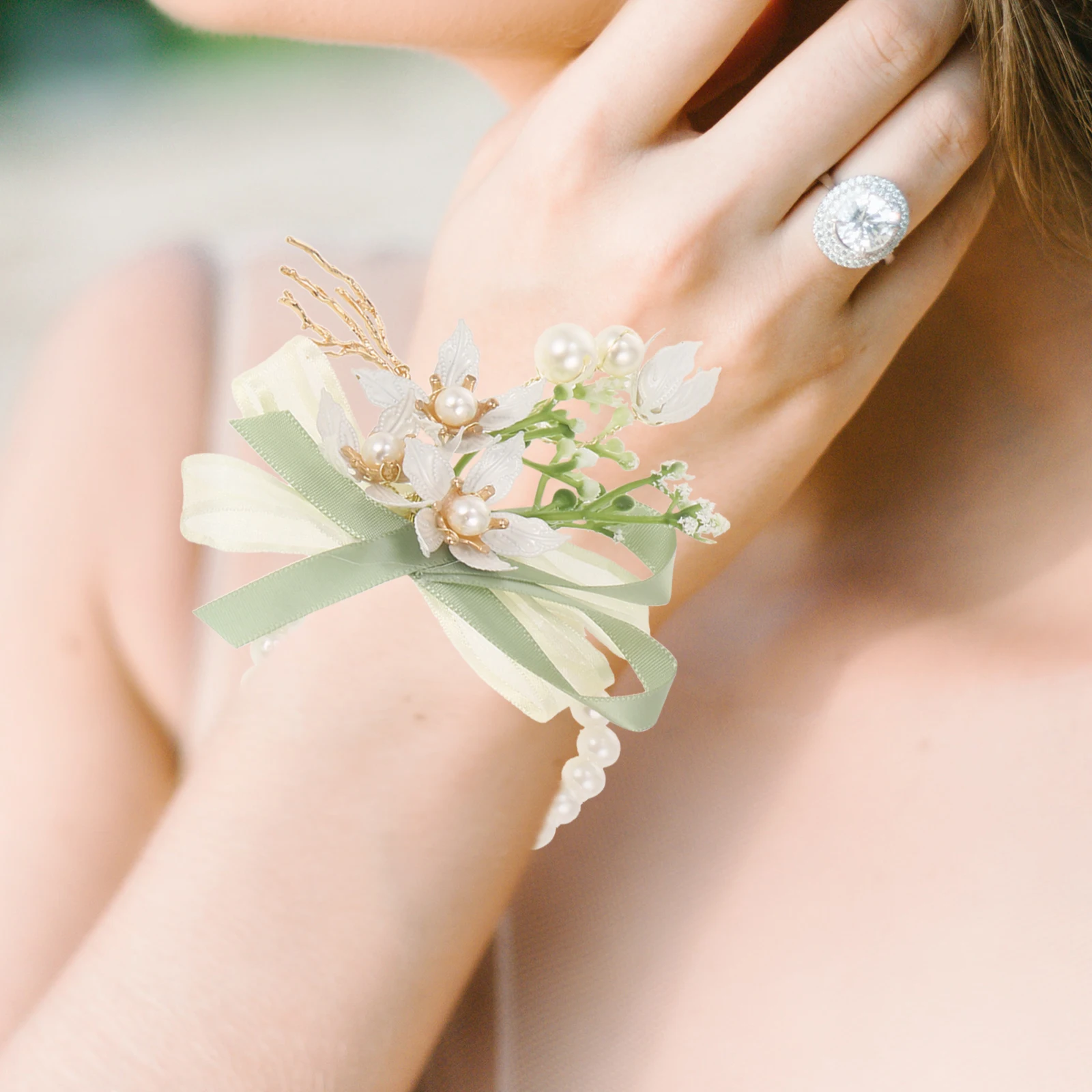 

2pcs Flower Set Wedding Corsages Decorations Bridesmaid Bride Flower Wristband Green Bridegroom Necklace Accessories