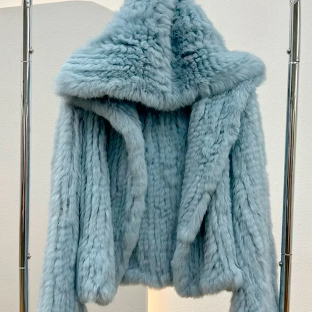 

Real Rabbit Fur Coat Autumn Winter 100% Natural Fur Jacket Women Hooded Flare Sleeves New Loose Manual Weave Quality Streetwear