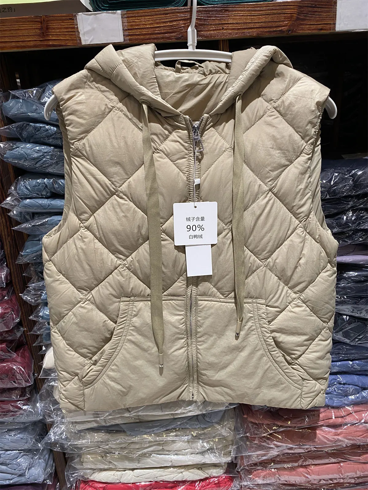 Vrouwen 90% Witte Eendendons Vest Zachte Matte stof Ultra Licht Vest Draagbare Mouwloze Jas Herfst Winterjas Hoge kwaliteit