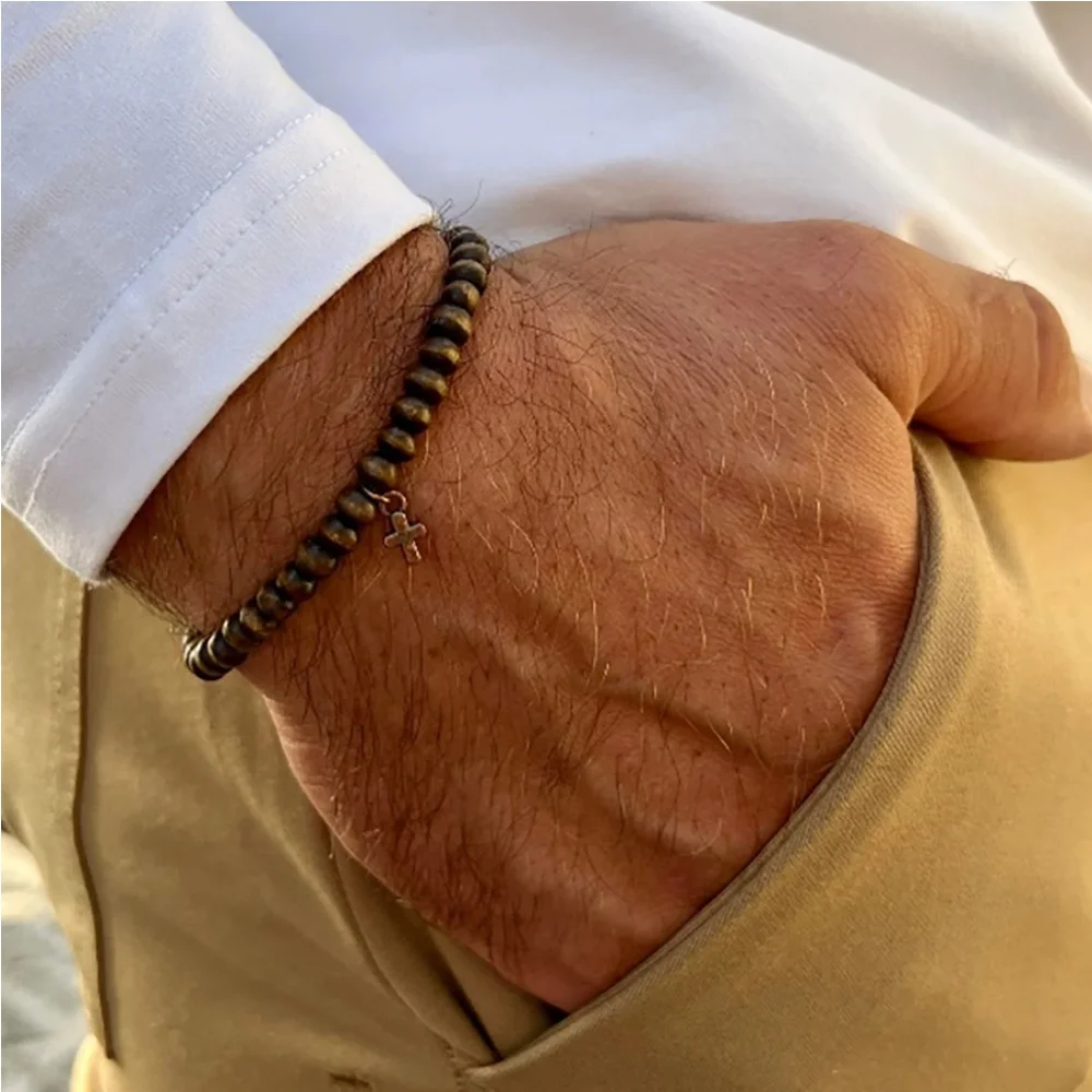 Retro-Holzperlen-Armband für Männer, einfaches Kreuzanhänger-Armband-Set, modischer Schmuck, trendige Accessoires – Detail 2