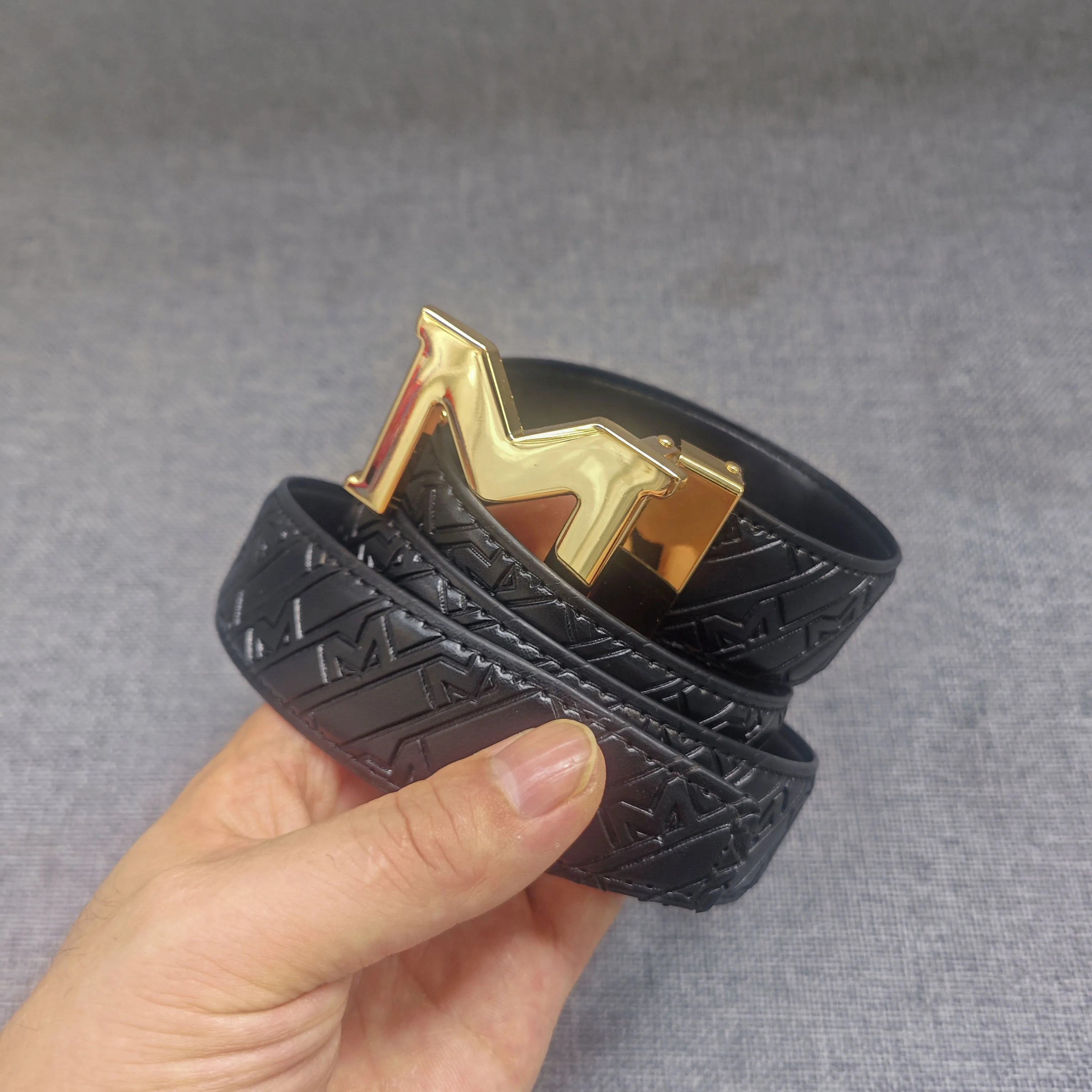 Cintura elegante da uomo regolabile da 1,3 pollici - Cinturino con fibbia in lega goffrata per pantaloni casual da lavoro, ufficio e uso quotidiano