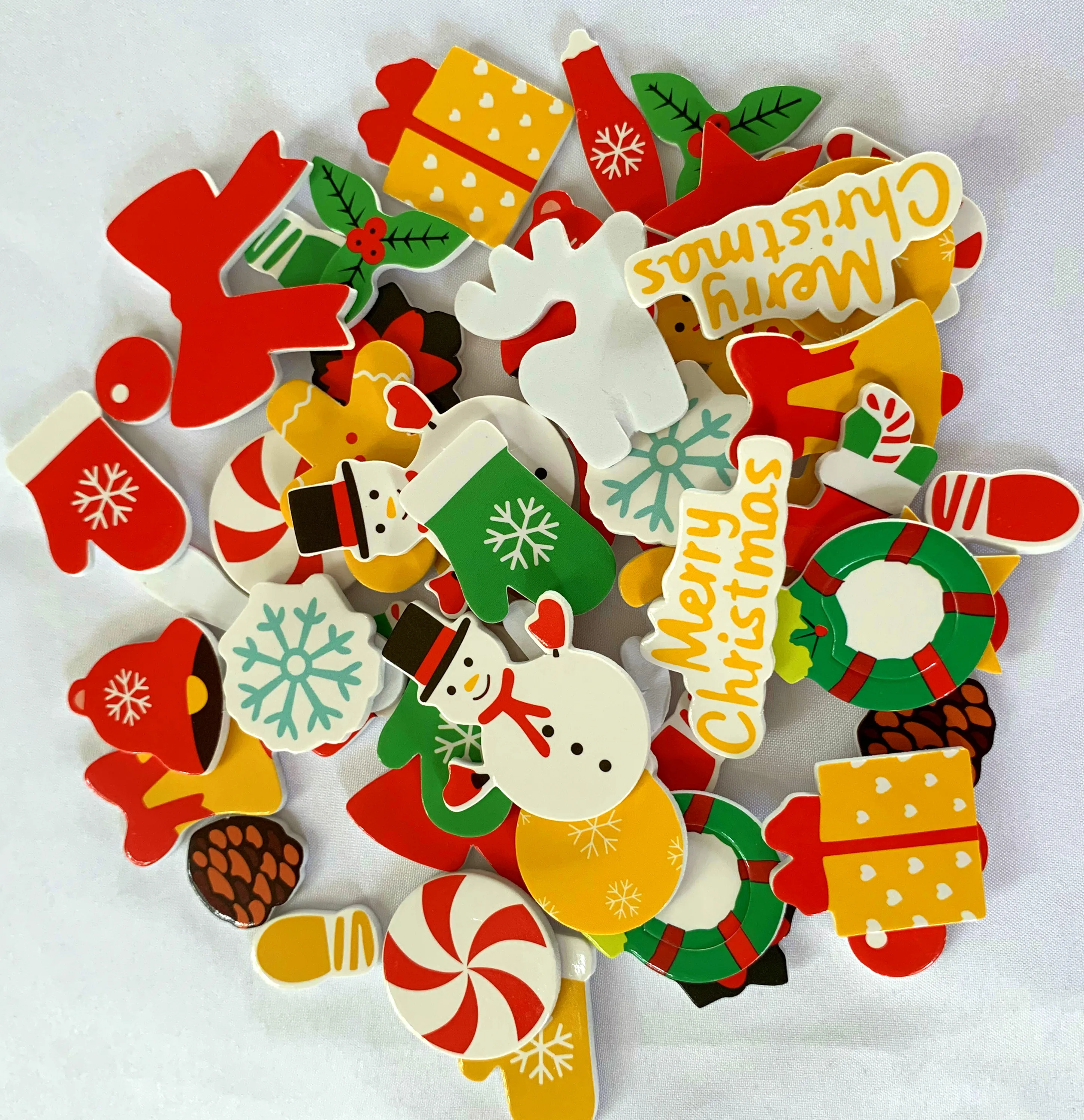 100PCS New printed Christmas foam stickers Xmas indoor decoration Ornament Reward label Promotion party favor gifts OEM