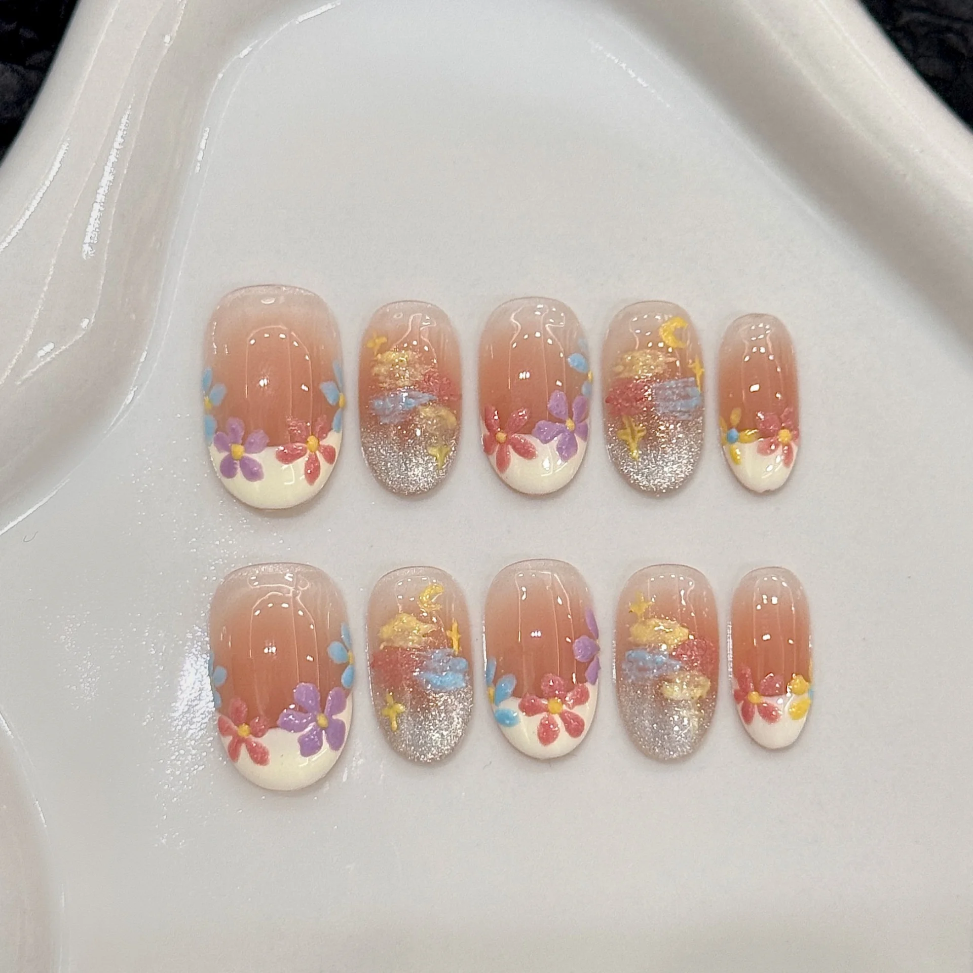 

10pcs Hand-painted Colorful Flower Press On Nails Blush Cat Eye Flash Silver Powder Handmade Fake Nails Almond French False Nail