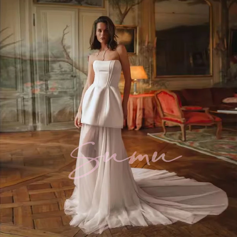 فستان زفاف مخصص بدون أكمام قابل للإزالة من التل واللؤلؤ 2025 فستان زفاف بدون حمالات Abito da sposa