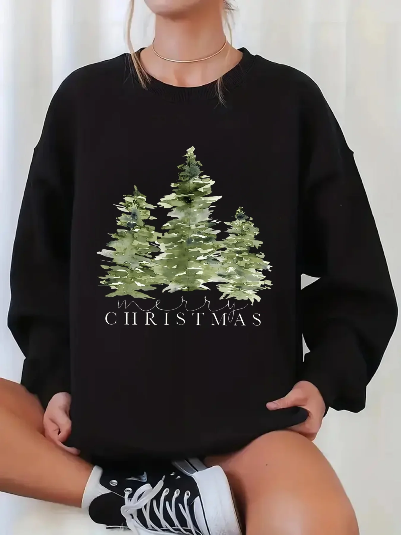 크리스마스 트리 프린트는 크리스마스 파티와 휴일 의상에 적합하며, 여성용 패셔너블한 라운드 넥 후드티입니다.