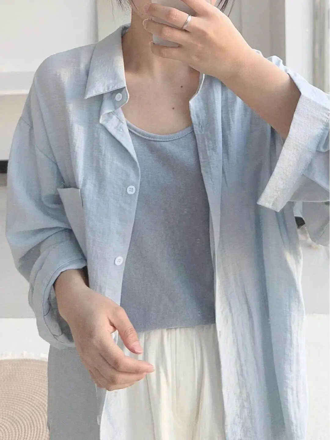 Summer Linen Shirt Thin Sun Protection Retro Style Loose Fit Long Sleeve Women's Casual Top V-Neck Button Closure Mid-Length