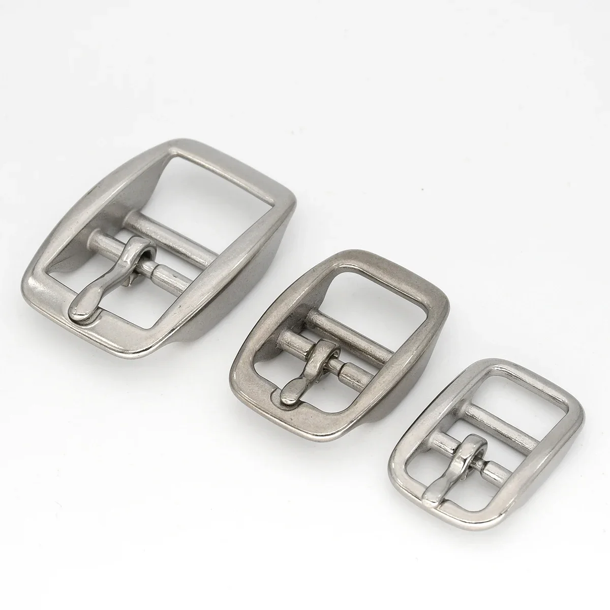 Stainless Steel Belt Buckle Center Bar Adjustable Single Pin Buckle Leathercraft Strap Horse Halter Harness Parts Accessories