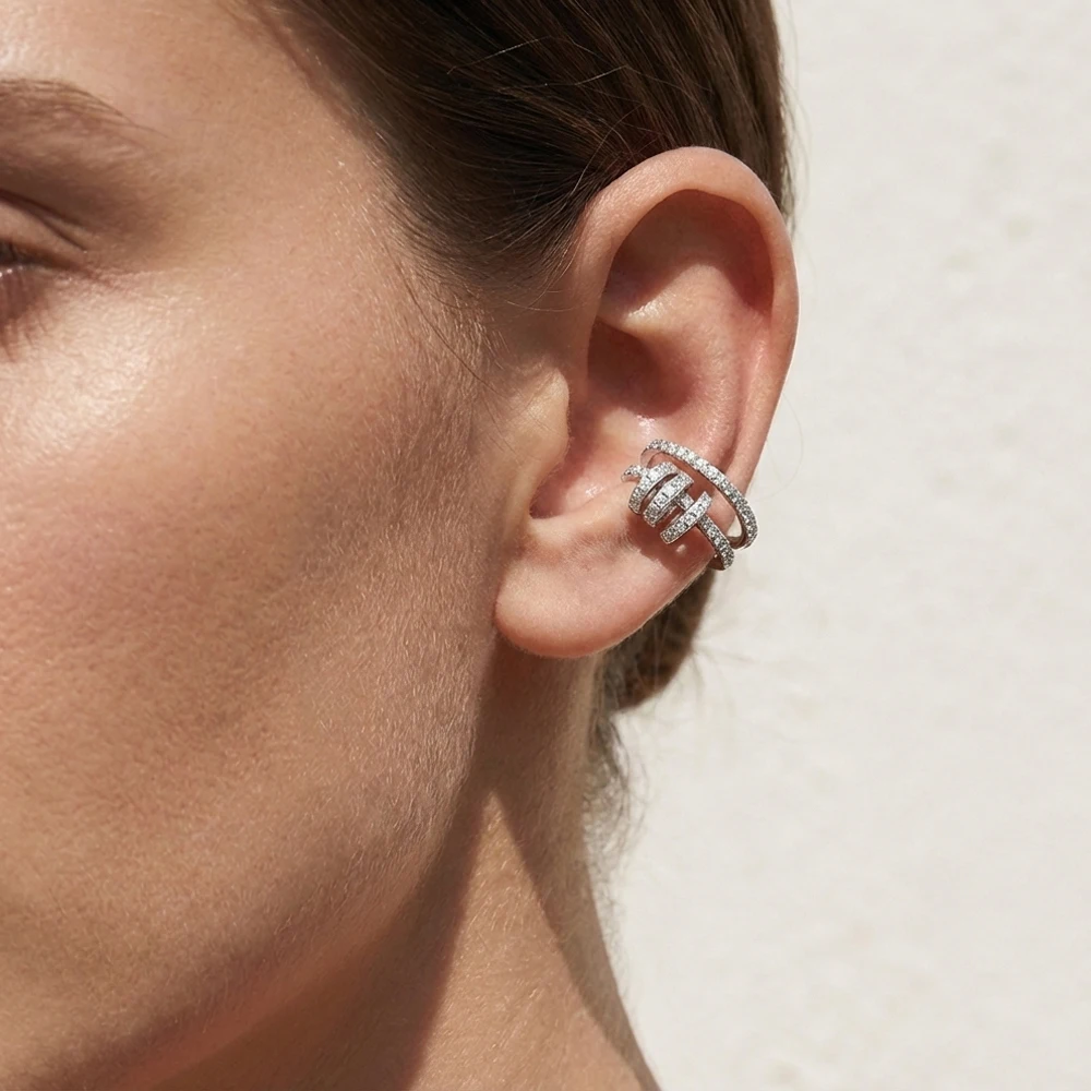 Błyszczące kolczyki na chrząst – Ear Cuff No Piercing recenzja i cena