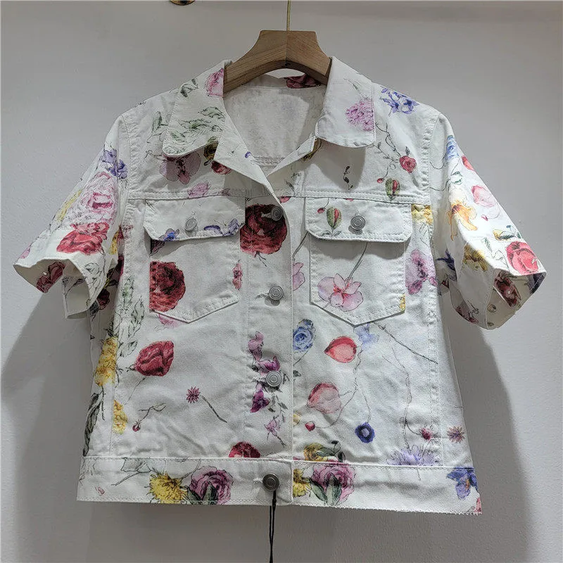 Nueva Chaqueta Corta de Mezclilla Blanca con Estampado Floral para Mujer, Estilo Verano, Cuello Solapa, Cierre de un Botón, Manga Corta