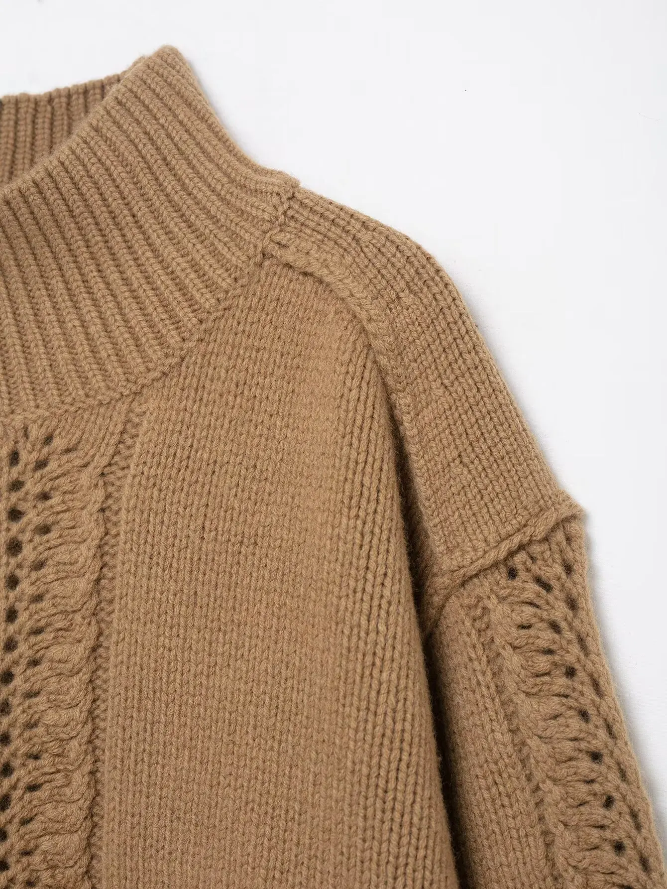 2025 maglione coreano autunno e inverno nuovo maglione sciolto a collo alto da donna moda retrò maglione pigro versatile