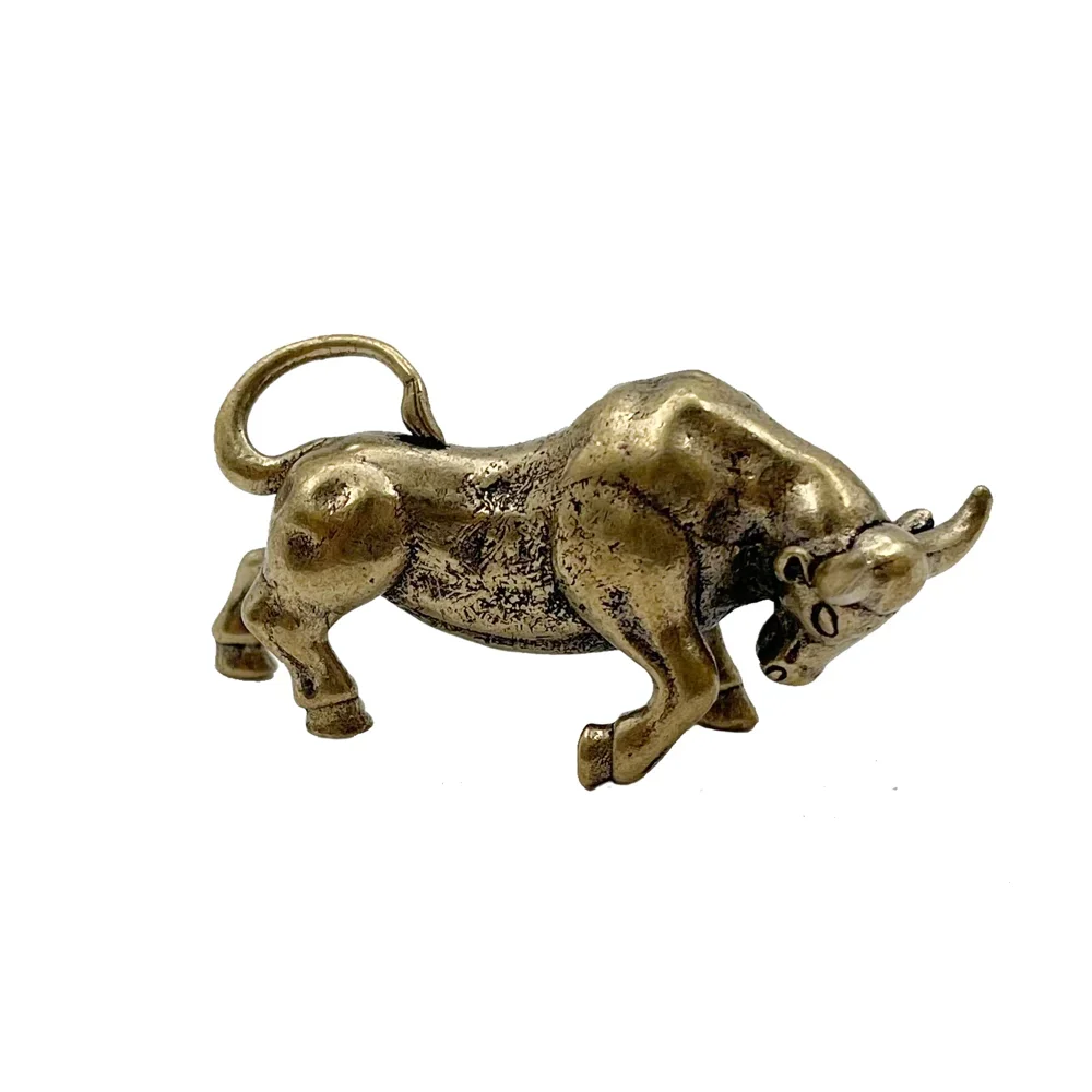 Brass Retro Bullfighting Figurines Keyring Hanging Jewelry Metal Copper Zodiac Animal Bull Car Key Chain Pendants Trinkets Decor