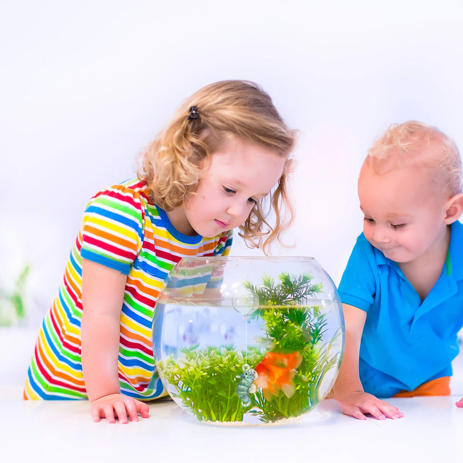 

Glass Fake Glowing Seahorse Aquarium Floating Ornament Fish Decorative Fish Tank Ornament Tank Decor Underwater Theme Pendant