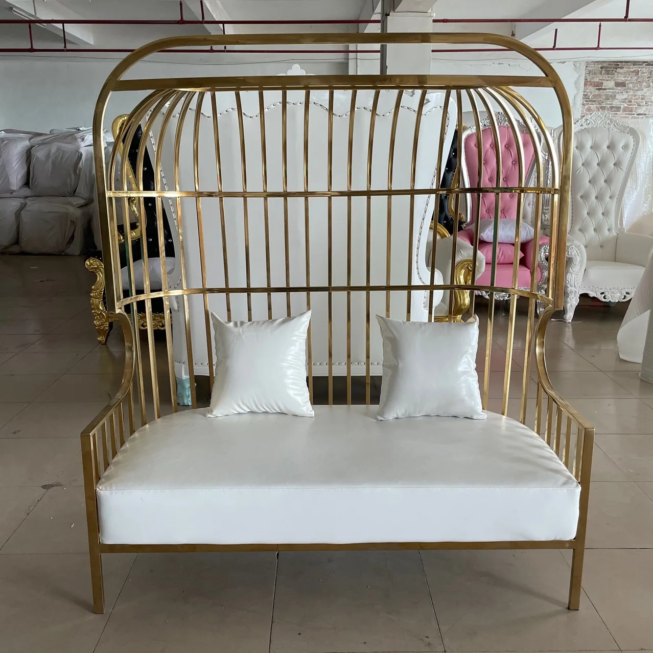 

Легкий роскошный двойной диван, постмодернистский стул для отдыха в вестибюле отеля, оборудование для кафе, стул с птицей и драконом