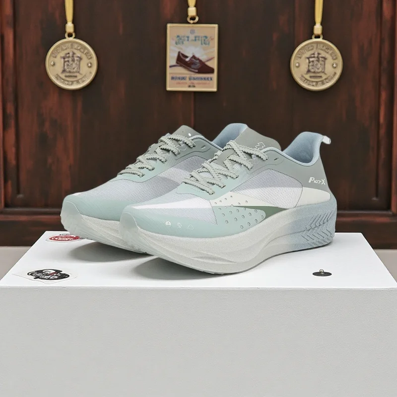 New summer hot sale neutral lightweight comfortable breathable running shoes sports shoes casual shoes running shoes very good