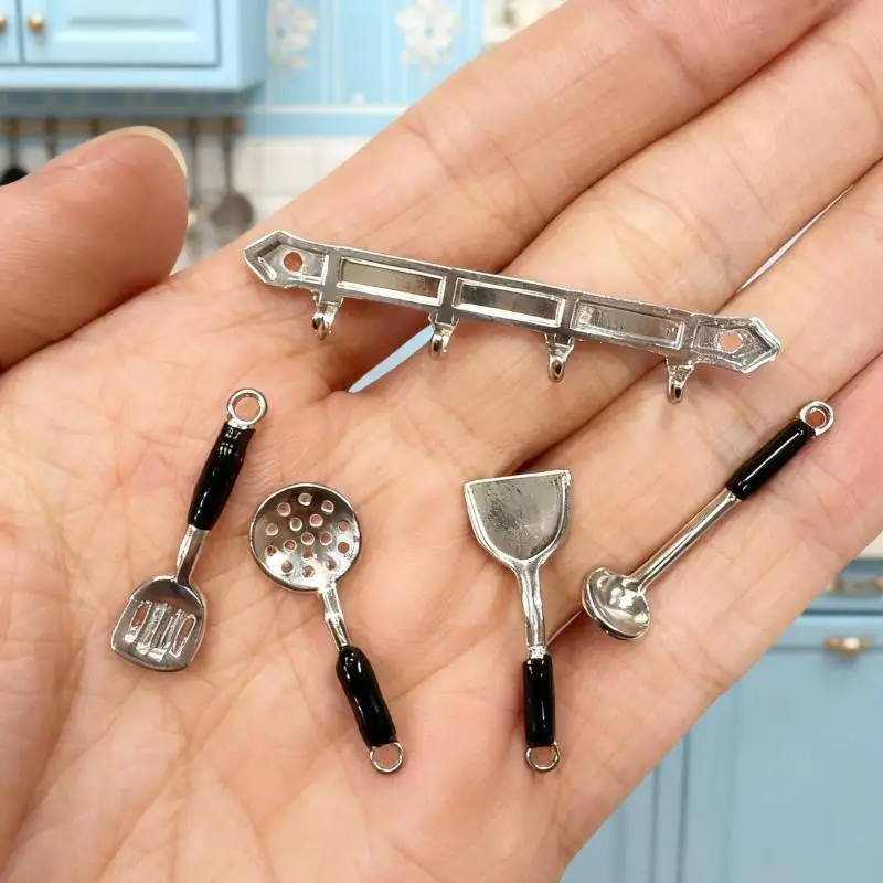 1 Set Dollhouse Miniature Vertical Hanging Spatula Soup Spoon Funnel Kitchen Tools For Doll House Decor Kids Pretend Play Toys