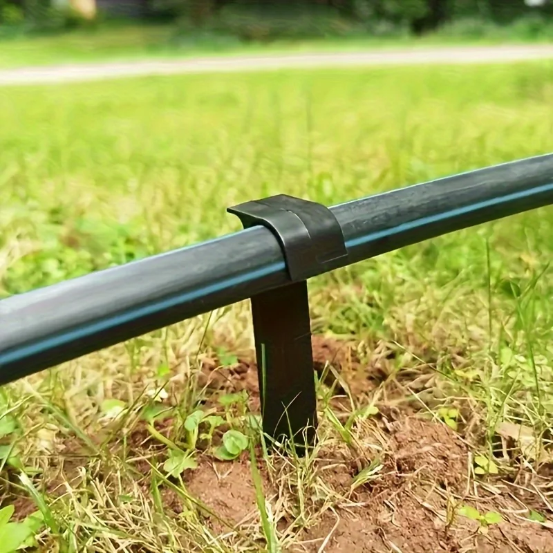 50PCS Durable Plastic PE Pipe Bracket for 1/2 Inch Drip Irrigation Hose Adjustable Heavy Duty Support Stake Garden Tools