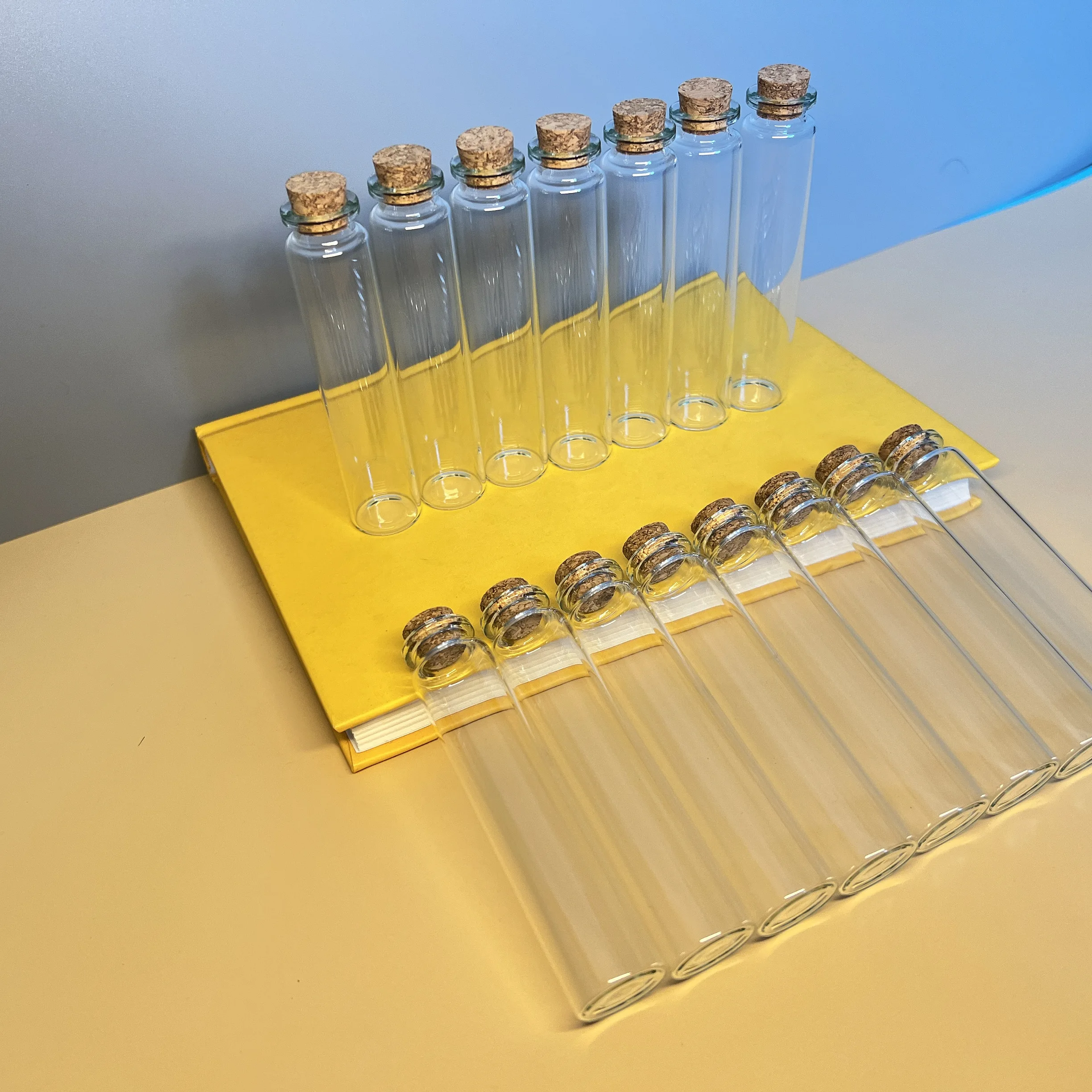 28/50 PCS 25ml Corked Glass Bottles Snap-Top 22x100mm Slim Vials Tiny Clear Jars DIY Crafts Home Decor Containers Wedding Gift