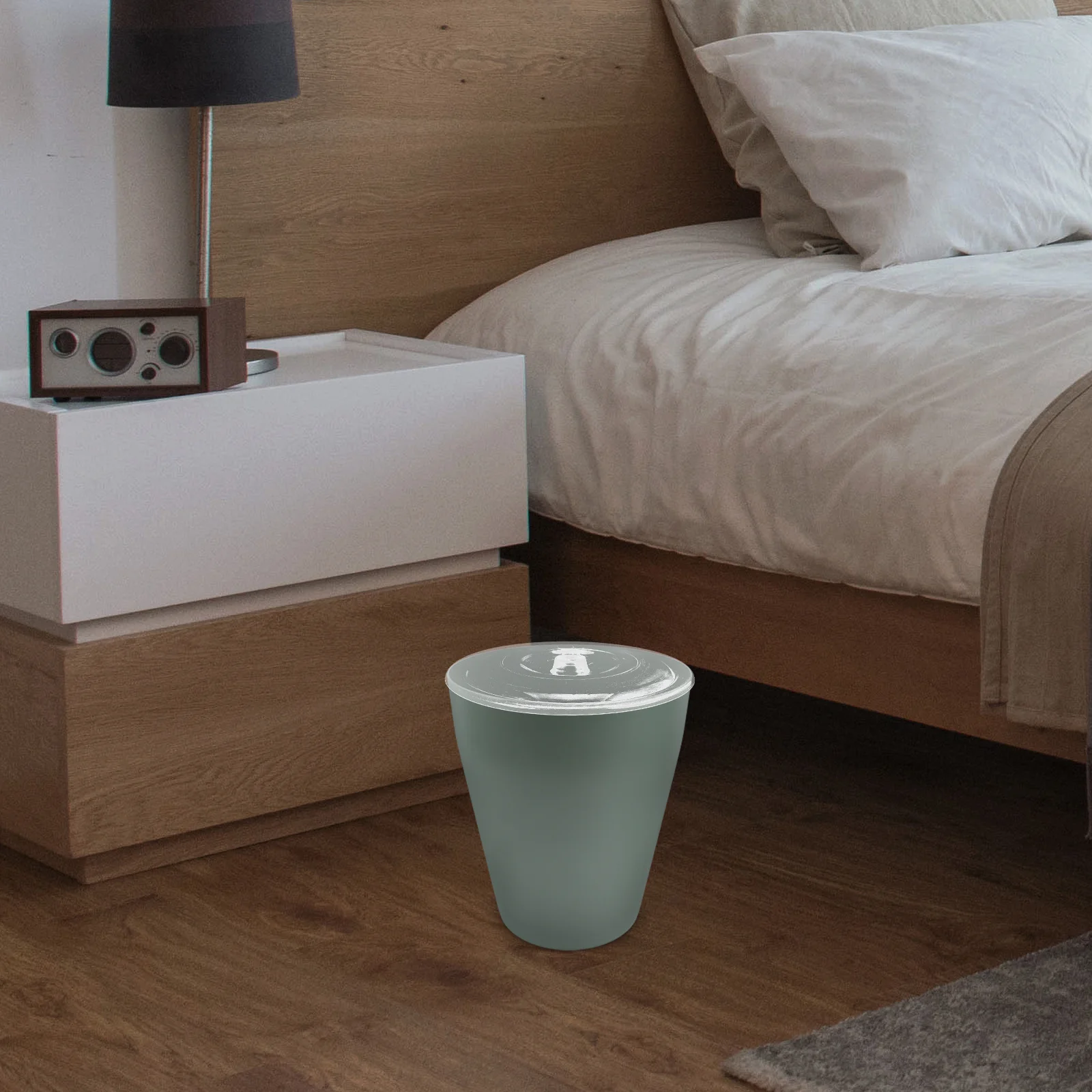 

2Pcs Plastic Round Bucket Lid Heavy Duty Trash Can Replacement Cover for Outdoor Waste Bin Garbage Can Trash Bag Lid Replacement