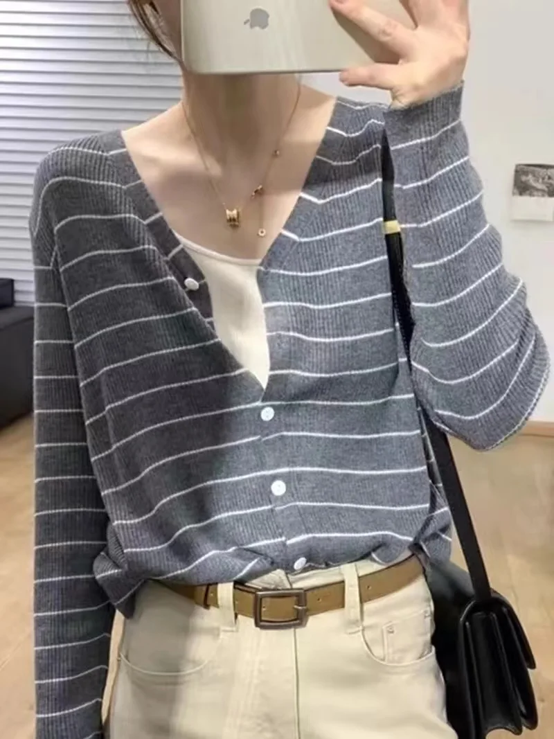 Women's Cardigan Spring/Autumn Wool Knitted Sweater Casual Striped Blouse Loose Ladies Tops V-Neck Single-breasted Jacket