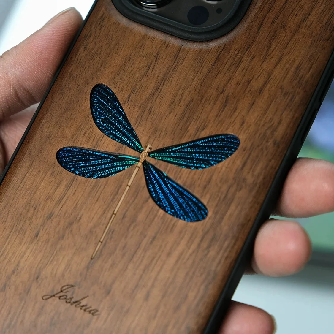 Чехол для мобильного телефона из цельного дерева с настоящим образцом стрекозы, подходит для телефонов iPhone и Android, поддерживает надпись