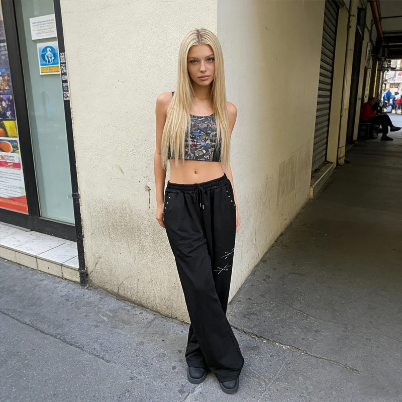 

Y2K Rivet Sweatpants Women Streetwear Fleece Black Baggy Joggers Harajuku Hip Hop Wide Leg Pants Fashion Casual Trousers