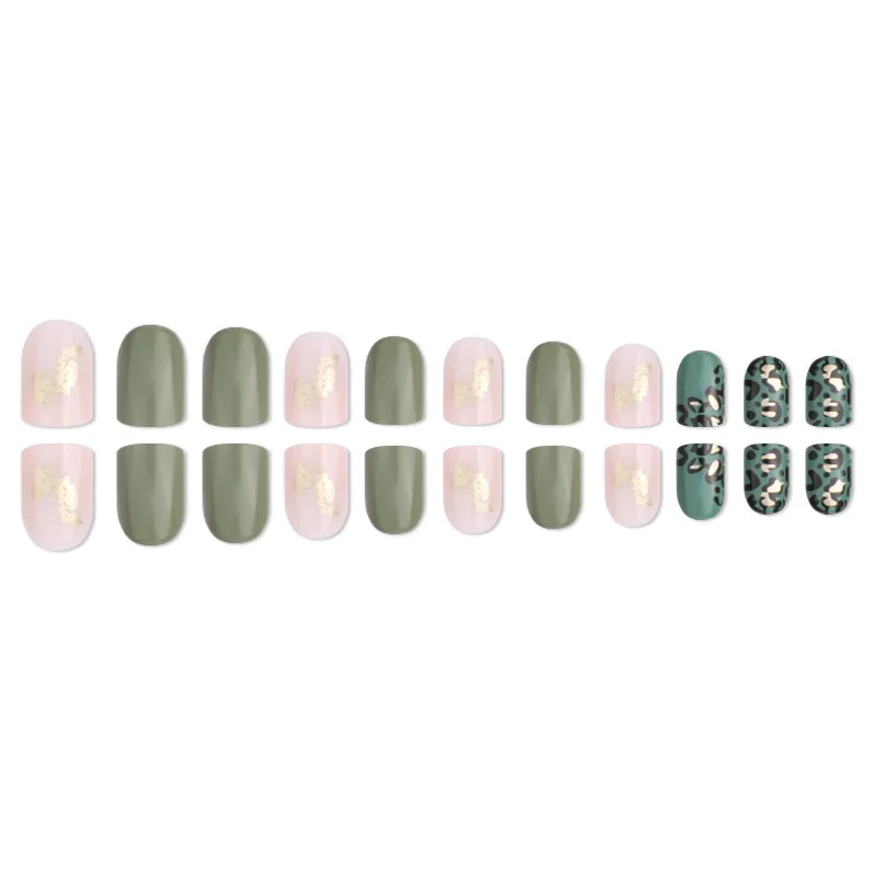 Korte Franse minimalistische pers op nagels Luipaardprint Kunstnagels Groene luipaardprint Ontwerp Kunstmatige volledige dekking nageltips