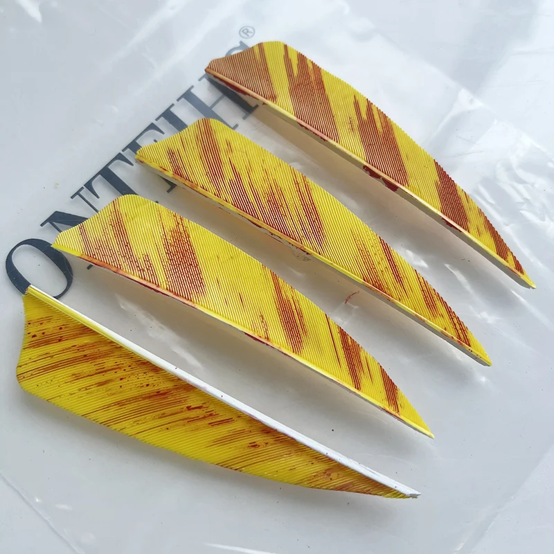 50Pcs Neue 3 Zoll Feder Pfeile Befiederung Schild Cut Natürliche Türkei Plumes Tinte Malerei für Bogenschießen DIY Zubehör