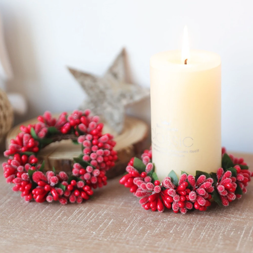 Simulated Red Berry Xmas Wreath Candle Holder Christmas Candle Garland Mini Candle Ring for Wedding Party Christmas Decoration