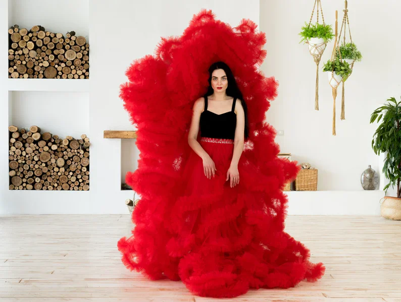 Saia de tule feita sob medida com cauda longa, babados vermelhos, saias de noiva para casamento, sessão de fotos, cintura elástica, adereços de saia de noiva