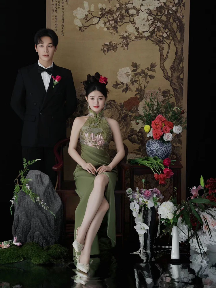 

New Chinese Style Green Morning Robe Wedding Dress Neck Hanging Design Sensation Engagement Photograph Studio Traditional Che...