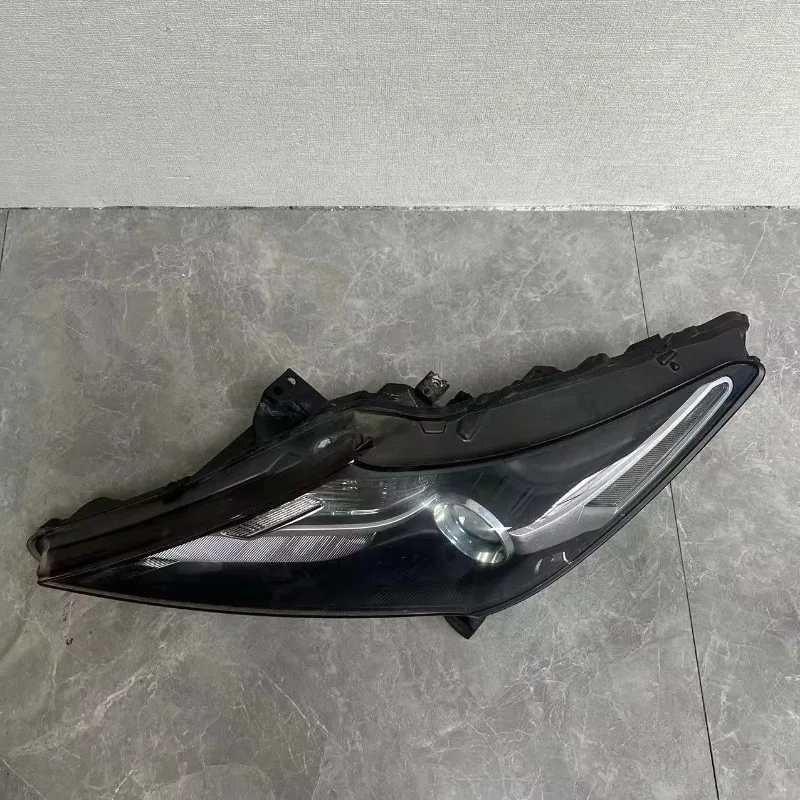 Original for Car Headlight with  HID Lamp 12V Voltage H7 Shape Single Piece