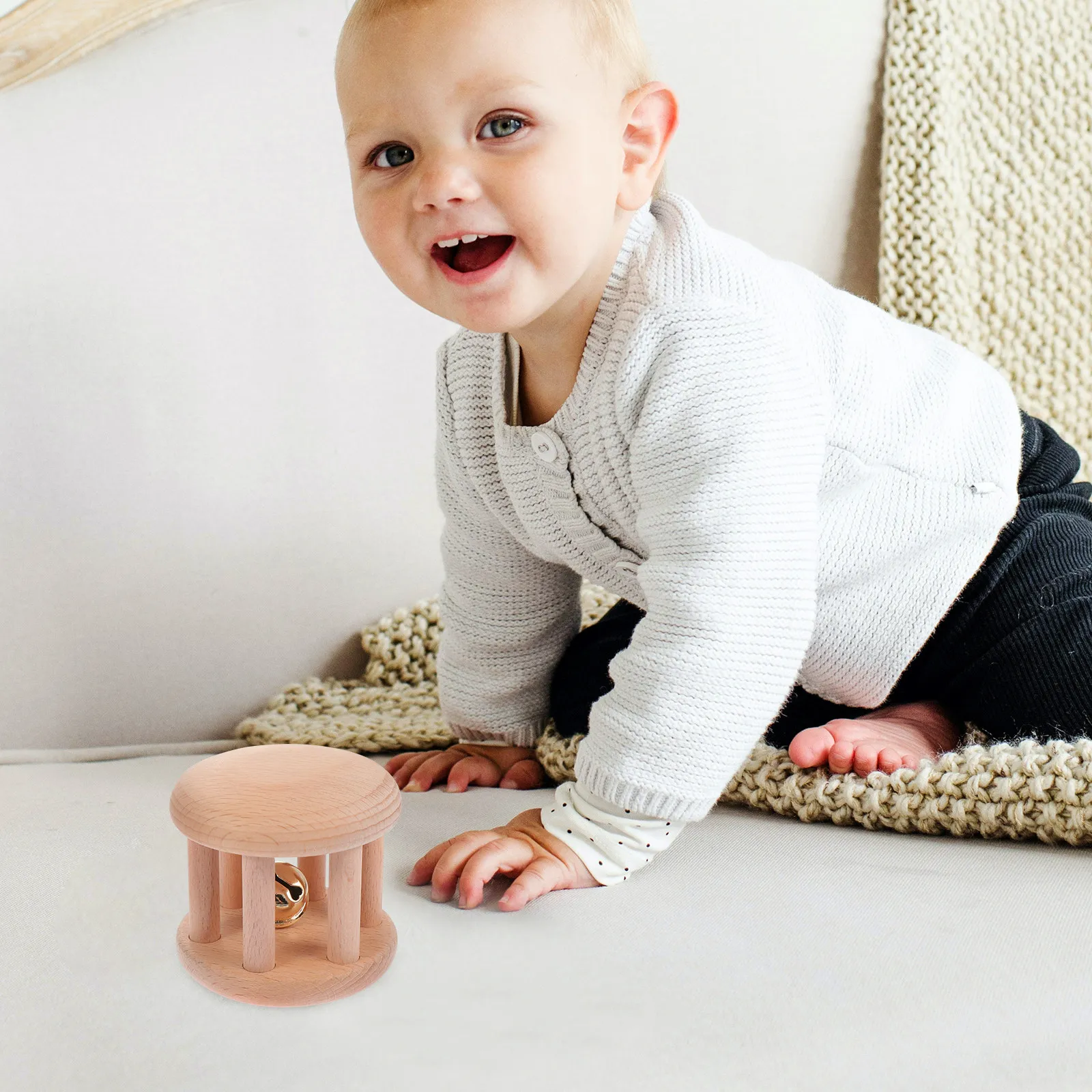 

Набор из 2 деревянных прорезывателей для младенцев: гладкие круглые края для безопасного захвата, прикусывания, жевания, успокоения при прорезывании зубов, сенсорно-моторной стимуляции