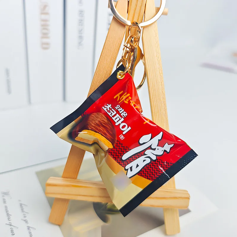 ZAKOL 3pcs Fun Simulation Instant Noodles Keychain Korean Food Bag Pendant Turkey Noodle Creative Bag Accessories Christmas Gift image 5