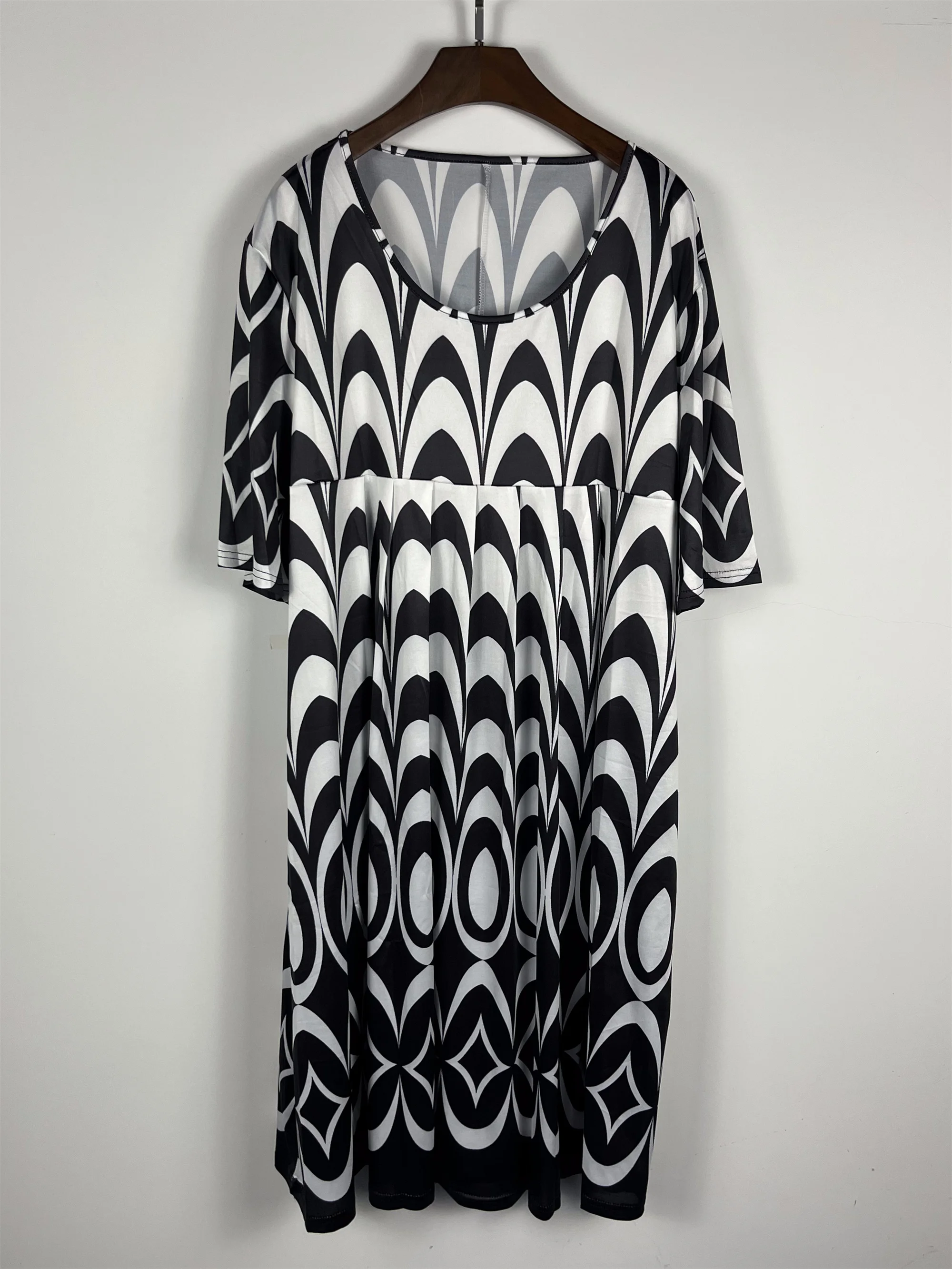 Plus Size All Over Print Geplooide Jurk Met Korte Mouwen Voor Lente En Zomer Grote Maten Kleding Voor Dames