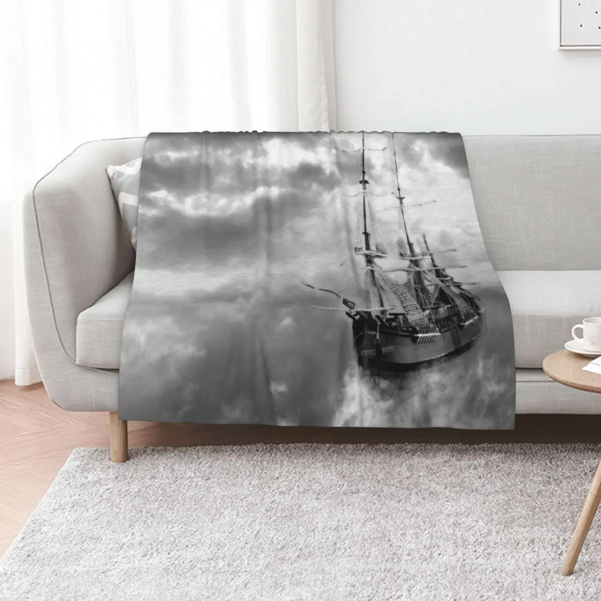 Neverland Ship (B&W) Throw Blanket Kid'S Thermals For Travel Sofas Luxury Thicken manga Soft Plush Plaid Blankets