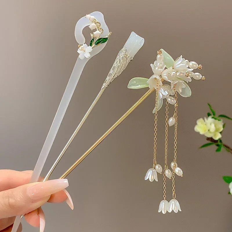 Chinese Style Hair Stick for Women Flower Tassel Hairpin Women Ancient Style Hair Stick Ornament Hair Insert Accessories