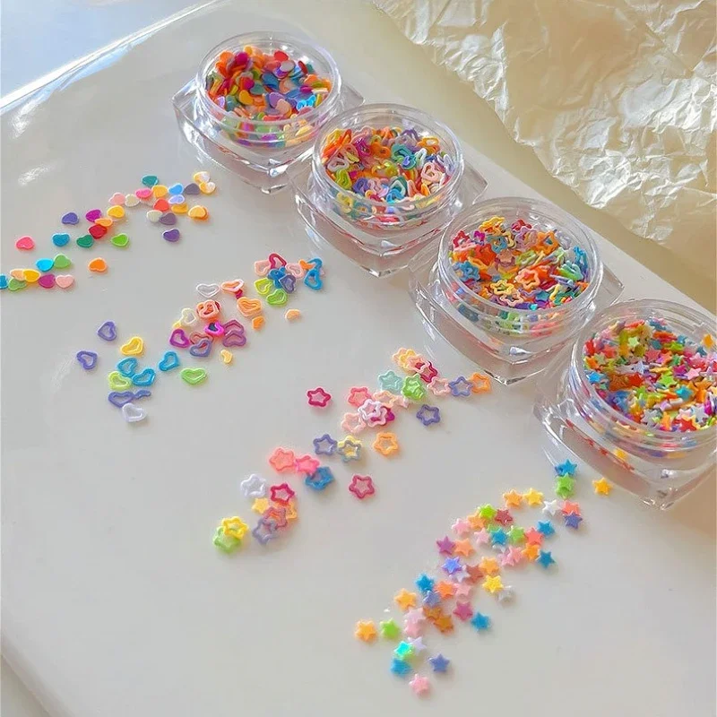 カラフルな中空五芒星愛のハート韓国グリッターパウダースパンコール蝶月超薄型ネイルアートアクセサリー装飾