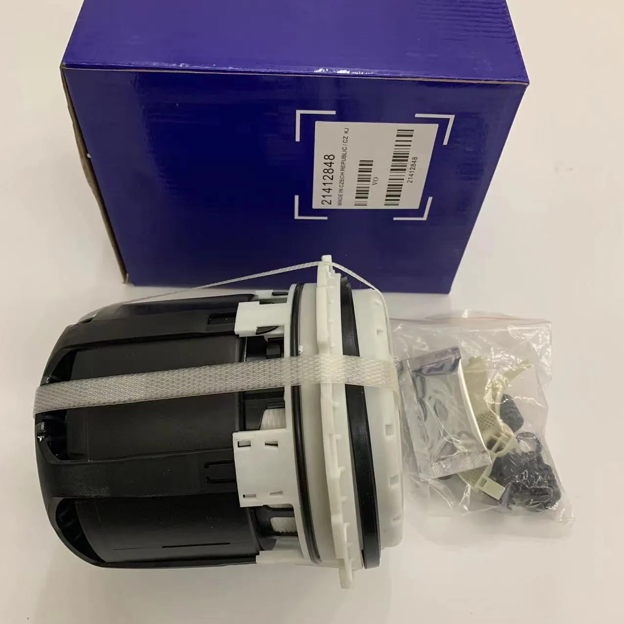 

21412848 New Lorry Pump Truck Air Dryer Tank for Volvo Desiccant Dryer Filter 22223804 EAC25 2.94449 23260134 TB1400 7422223805