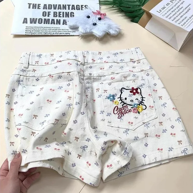 

Bow Cherry Cute Embroidered Hello Kitty Denim Shorts 2025 Summer New Straight-Leg Pants Cream White Wide Leg Hot Pants for Women
