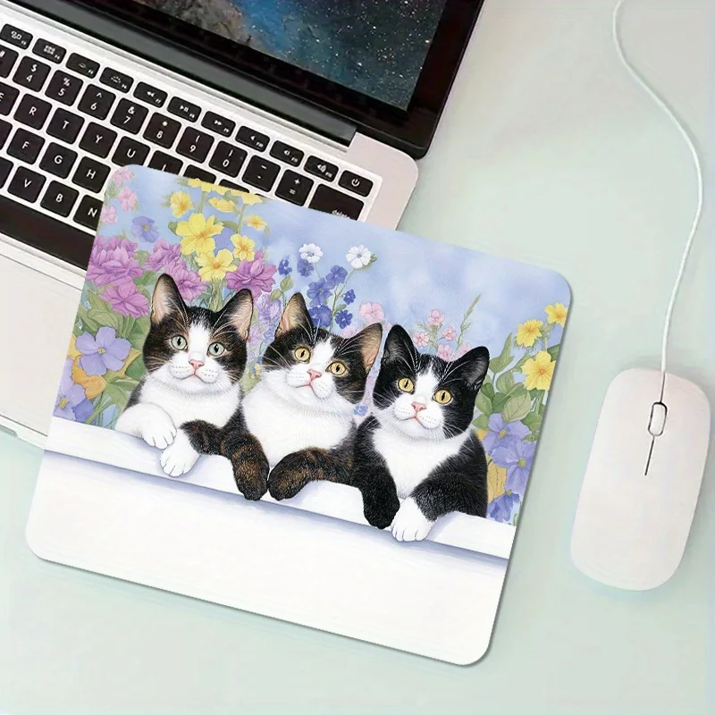 

The cute cat and floral patterned anti-slip rubber mouse pad is suitable for gamers and families with high quality