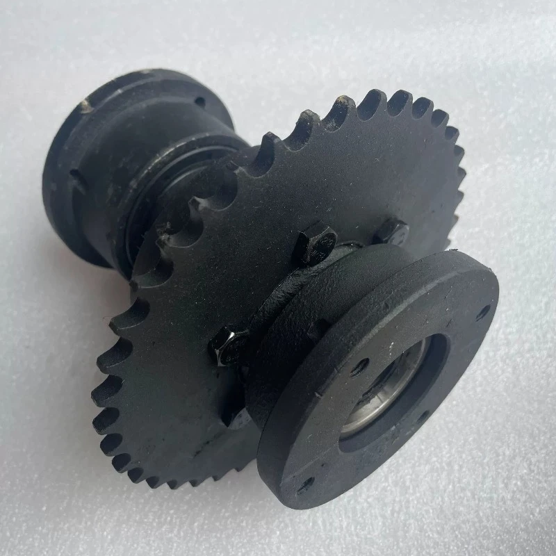 

Запчасти для самостоятельной сборки четырехколесного картинга UTV: цепь, звездочка, задний мост, дифференциал.