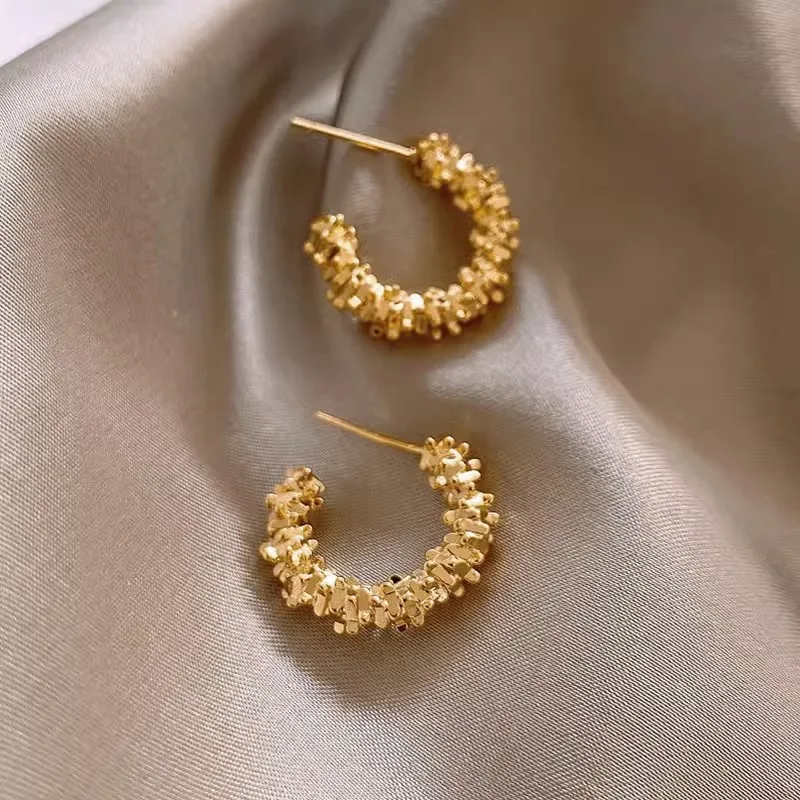 Fashion Circle Earrings New Style Versatile Style Mosquito Incense Plate Ear Clip Ear Hole Free Jewelry Wholesale