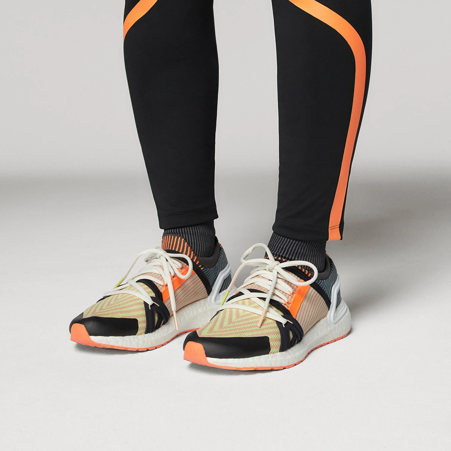 

Adidas Genuine Women's Low-top Fashion Sport Breathable Casual Shoes FW6360