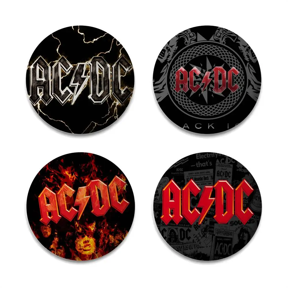 

ACS D-DC Rock Band Badges Round Exquisite Badge Brooches Creative Pins For Clothes Hat Backpack Gift Accessories