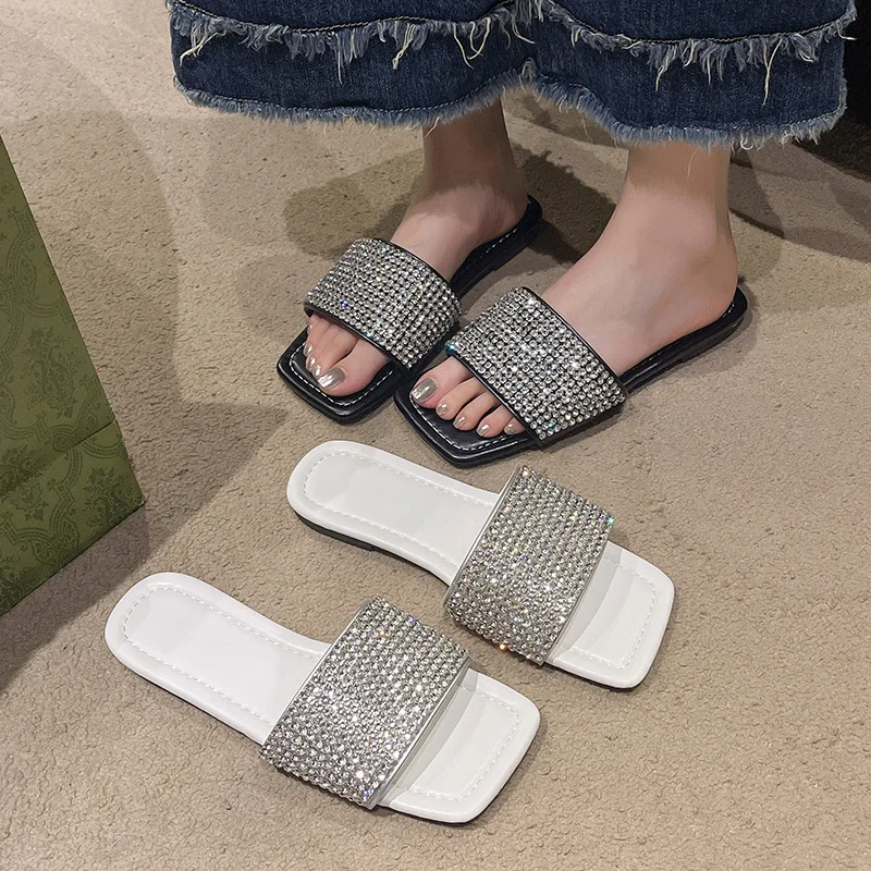 

Large-sized Summer New Water Diamond Fashionable and Comfortable Flat One-line Korean Style Square Toe Casual Flip-flops 36-43