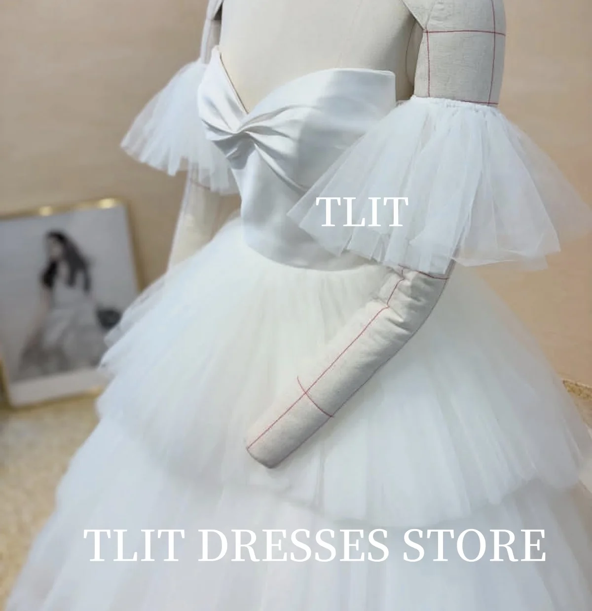 TLIT Elegantes Brautkleid aus Seidensatin und Tüll  яanke Gia Criss-Cross Sweetheart A-Linie Korea Brautkleid Fotoshooting Individuell gestaltet