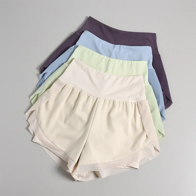 Shorts deportivos de verano para mujer, shorts de yoga de secado rápido, shorts de entrenamiento casuales 2 en 1 para tenis y actividades al aire libre.